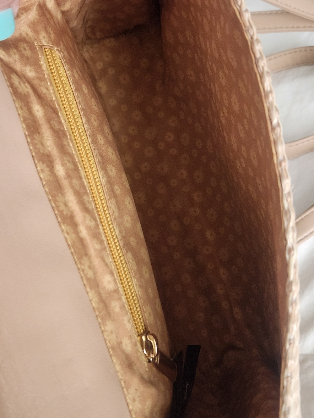 Disney Our Universe Bambi Weaved Basket Crossbody Bag Lightweight - Picture 8 of 12